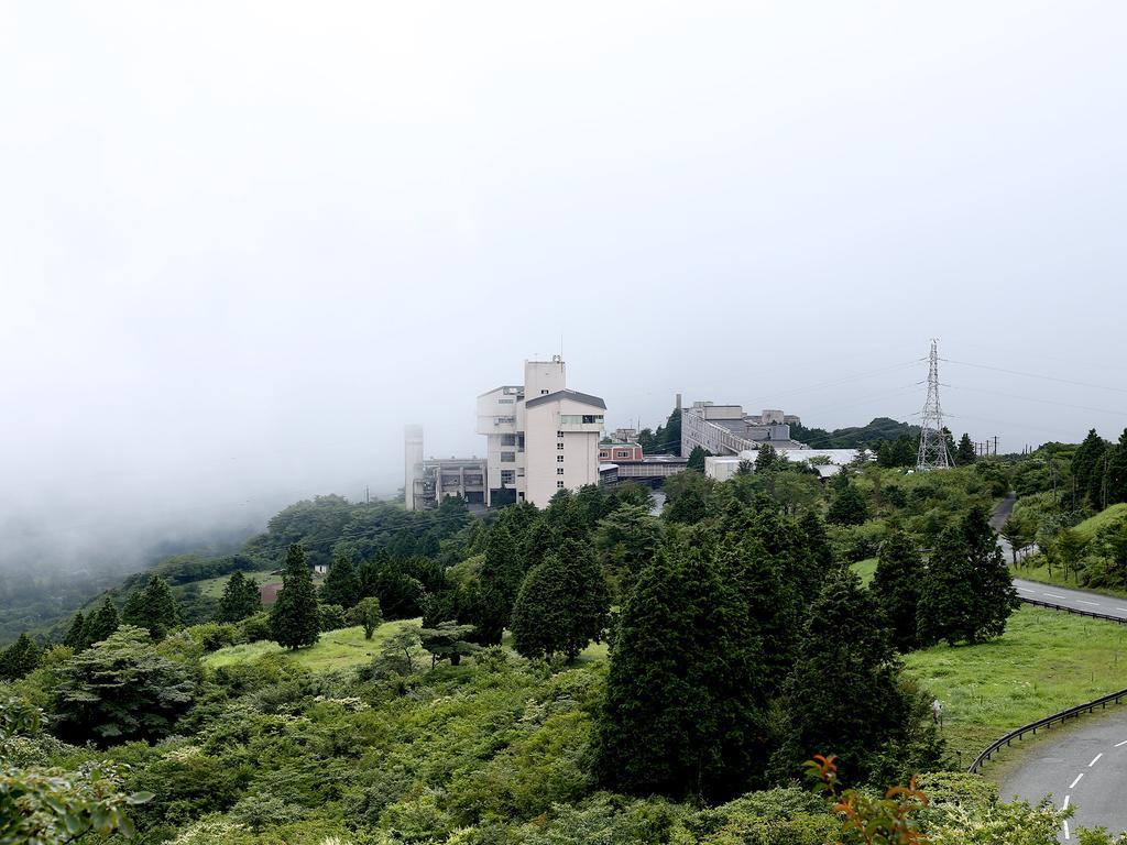 Fuji Hakone Land Schole Plaza Hotel Kannami Екстер'єр фото