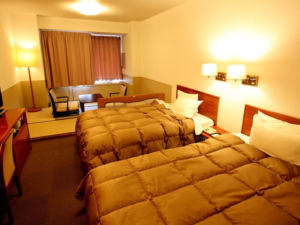 Fuji Hakone Land Schole Plaza Hotel Kannami Екстер'єр фото