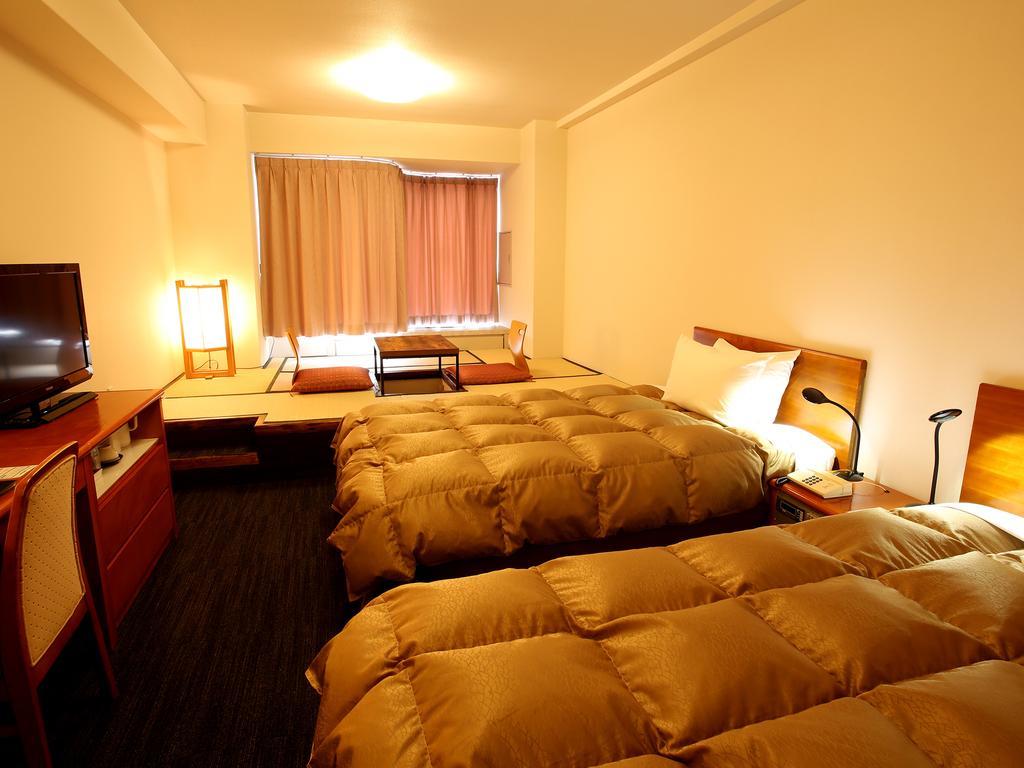Fuji Hakone Land Schole Plaza Hotel Kannami Екстер'єр фото